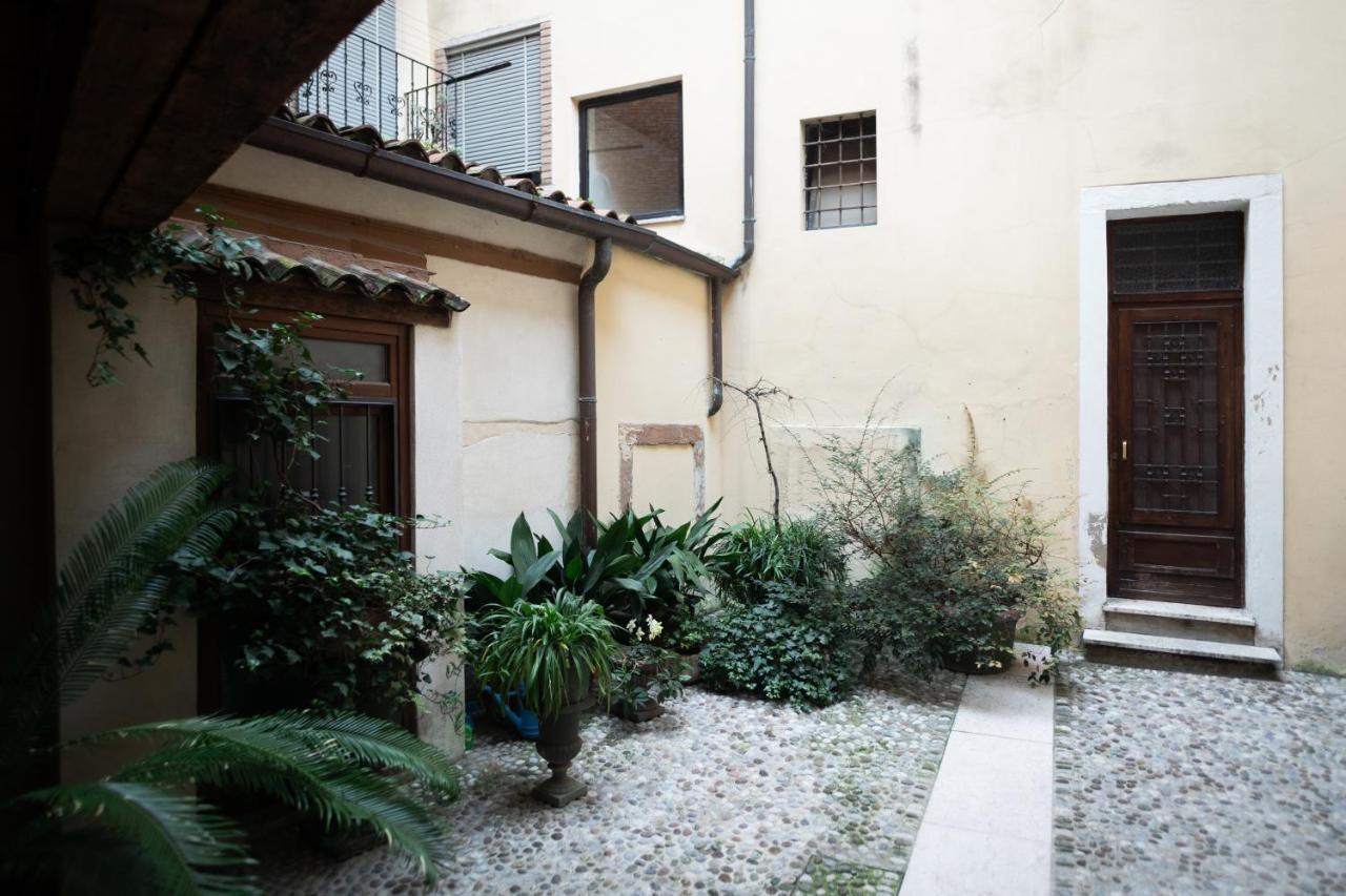 Becket Verona Flat Экстерьер фото